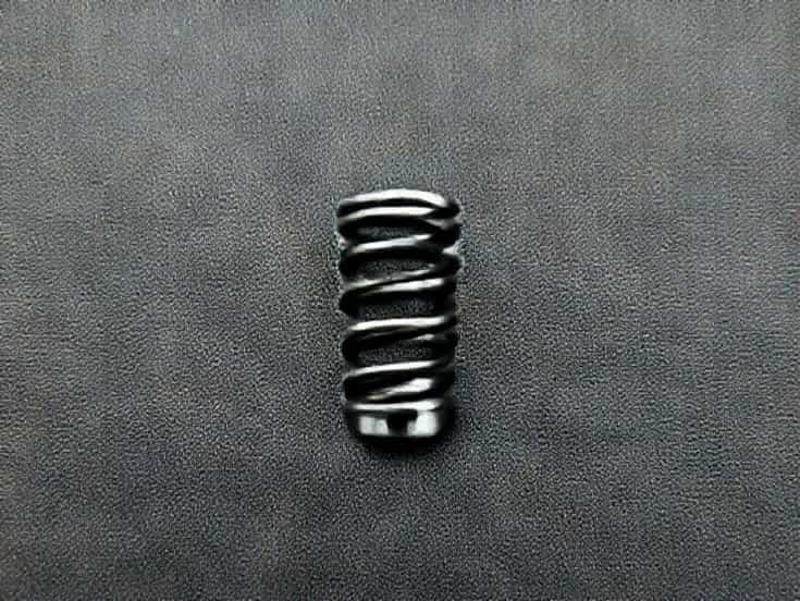 Xj Coil Spring Retainer