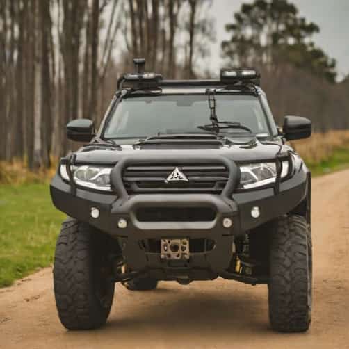 Zm Outlander Nudge Bar