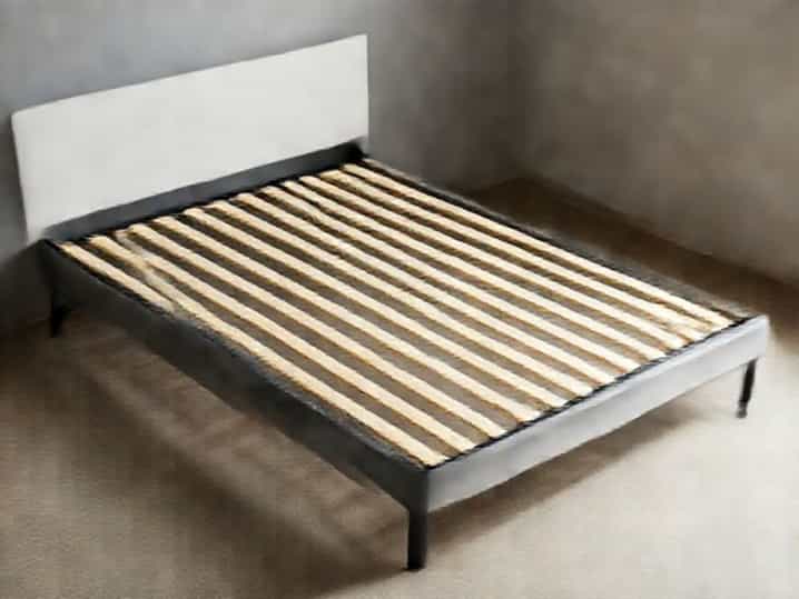 Zinus Geraldine Bed Frame
